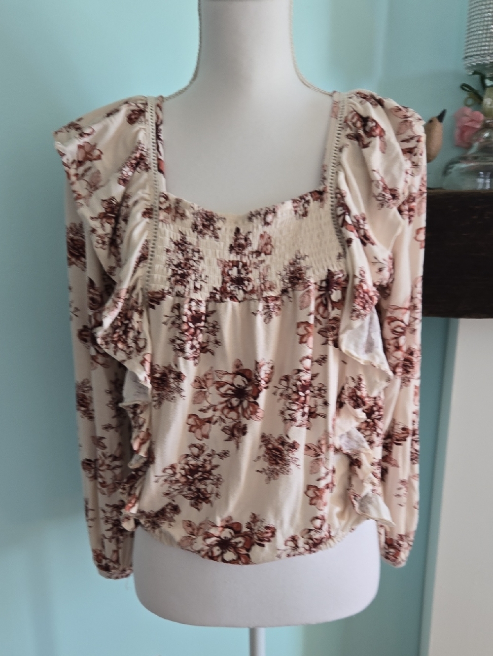 Coco & Jaimeson Floral Top S